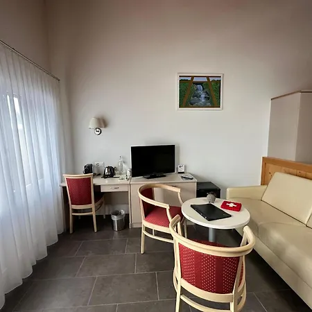 Chalet Gafri -Boutique B&B - Comfort And Hospitality - Near Interlaken-3